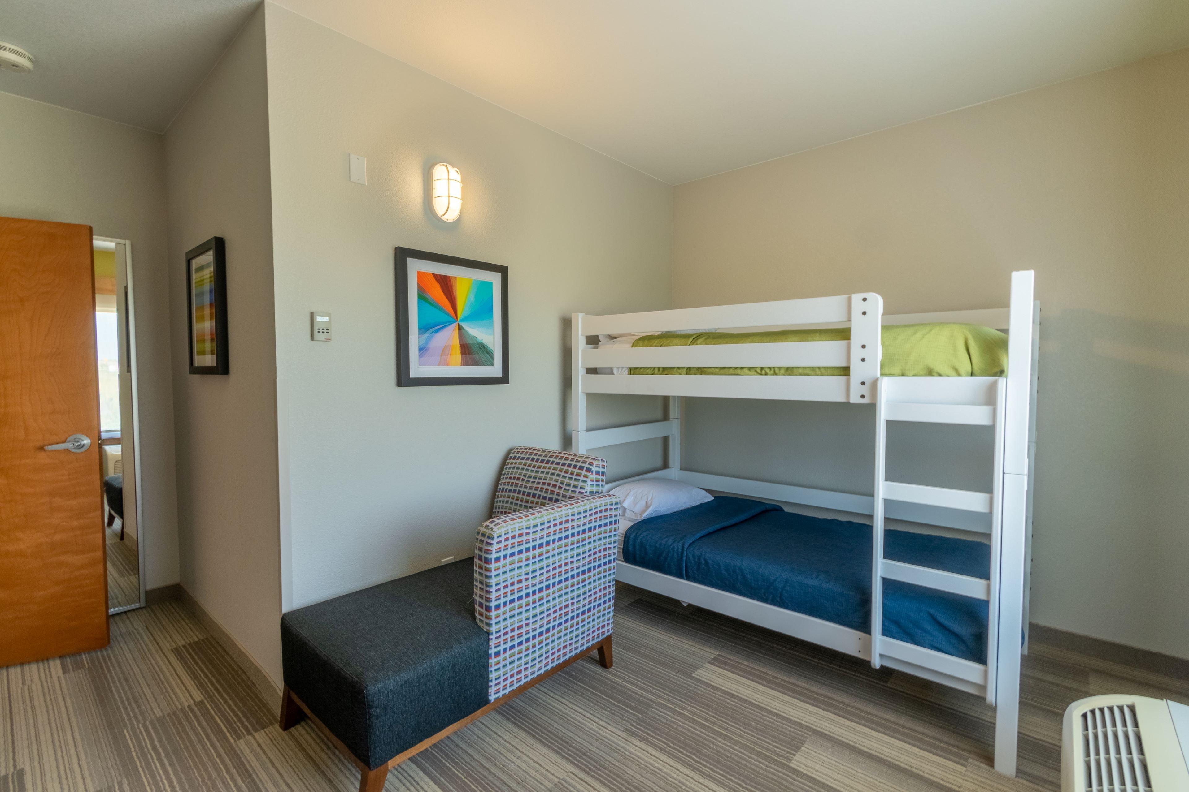 Express & I-70/exit 359 By Ihg