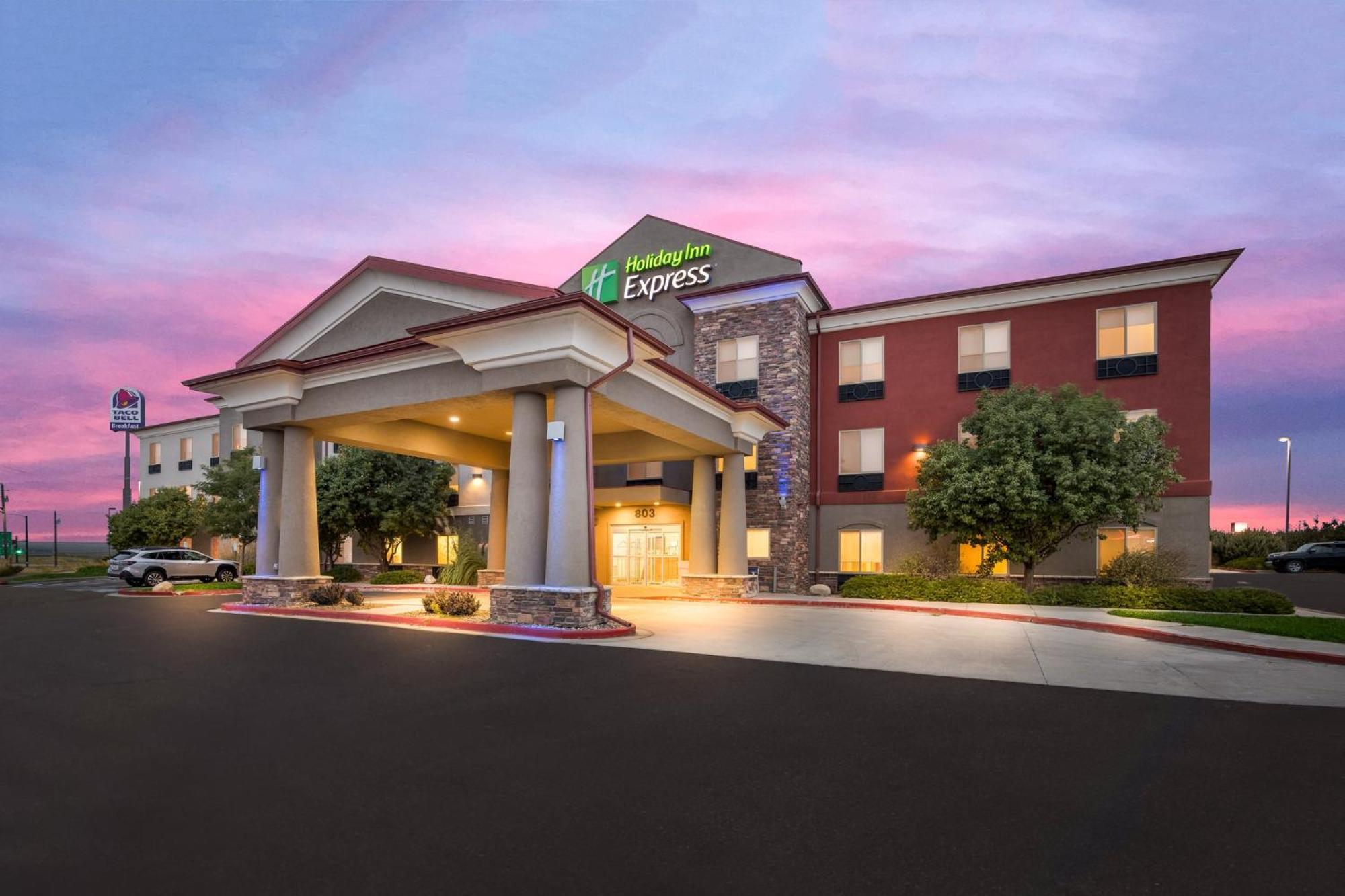 Express & I-70/exit 359 By Ihg Hotel Limon