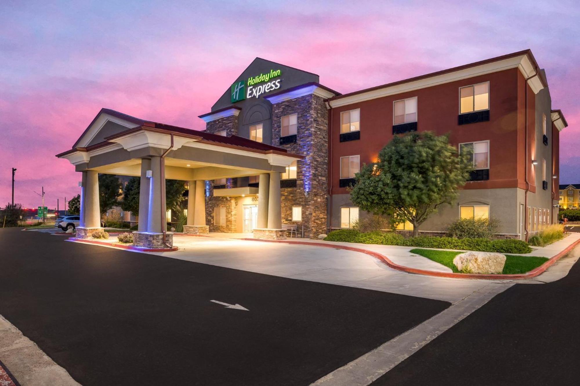 Express & I-70/exit 359 By Ihg Hotel 2*