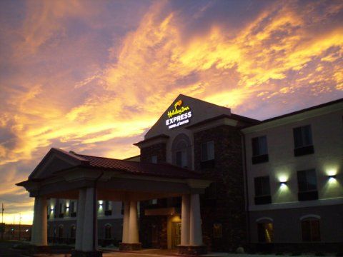 Express & I-70/exit 359 By Ihg Hotel Limon